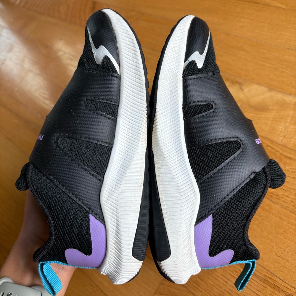 New Balance DynaSoft Reveal Sneakers Shoes Black Purple Blue V4 Kid Girls Sz 12W - Picture 3 of 11